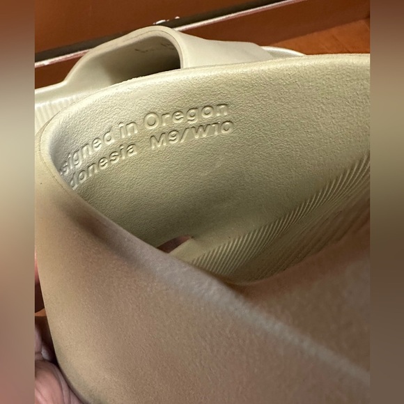 Nike Light Gray Slide Sandals main image 9